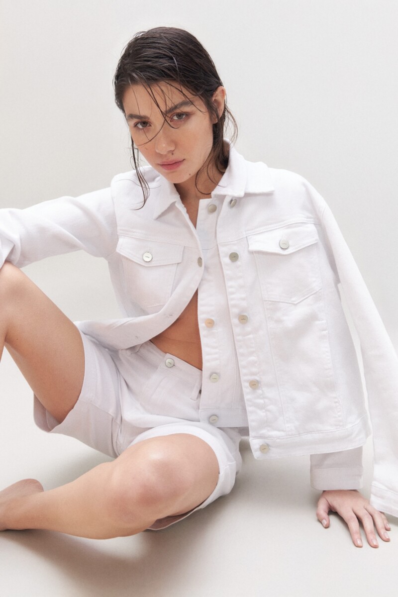Campera clásica de jean blanco