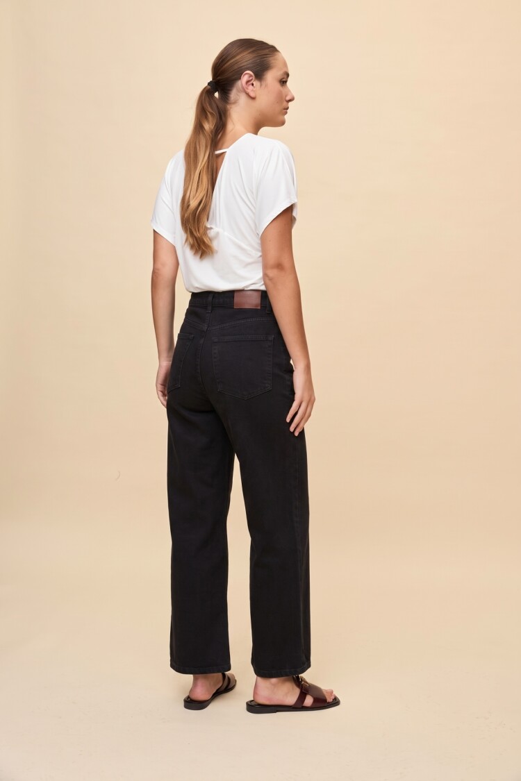 PANTALÓN ALESAN Negro