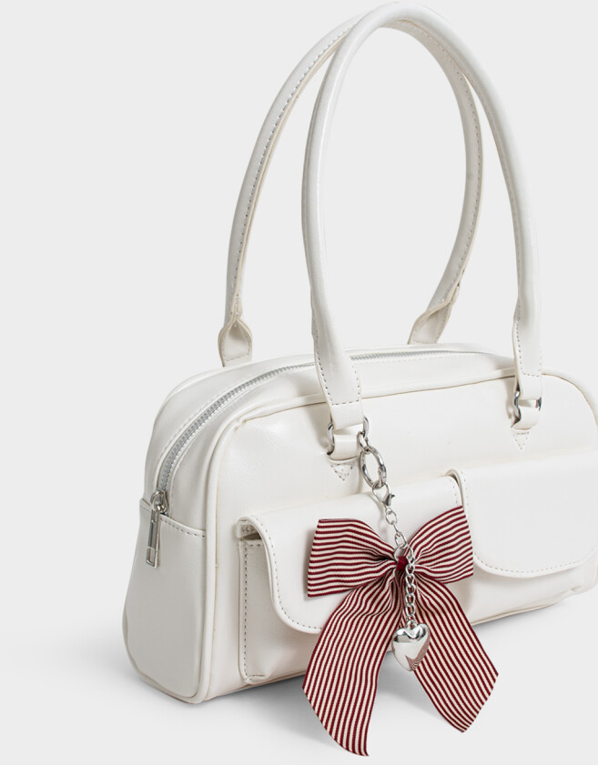 Bowling Romántico Cartera Bowling Con Charm - Blanco Crudo