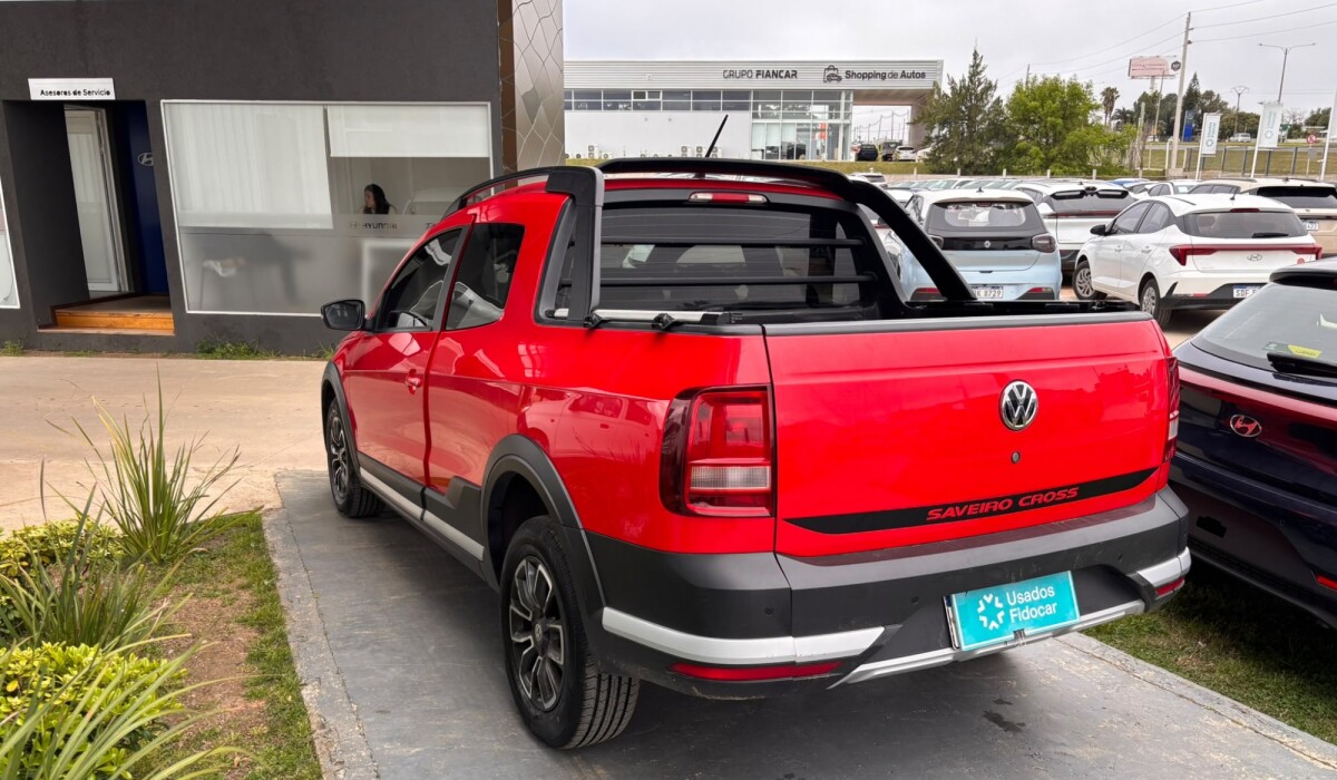 VW Saveiro Cross - 2020 VW Saveiro Cross - 2020