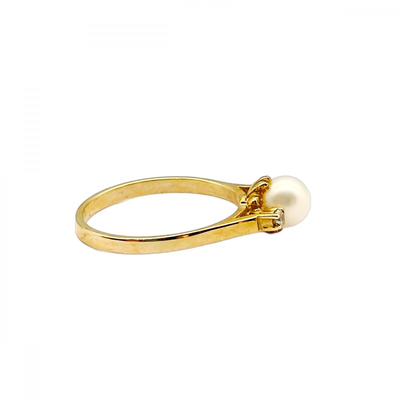 Anillo Solitario-Oro bajo-Perla española y Zirconia-AN8170 conperla