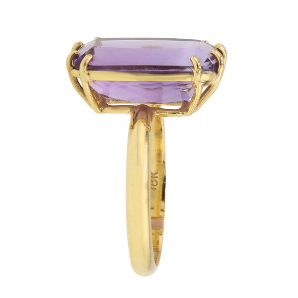 Anillo Vera de oro amarillo 18k con amatista. Anillo Vera de oro amarillo 18k con amatista.