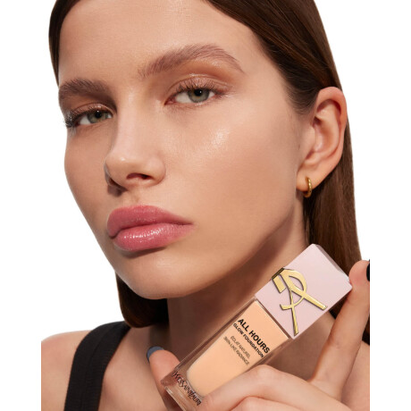 Base de Maquillaje Yves Saint Laurent All Hours Glow Foundation LC5 25ml Base de Maquillaje Yves Saint Laurent All Hours Glow Foundation LC5 25ml