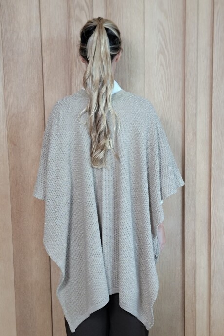 Ruana Samba Beige lurex dorado