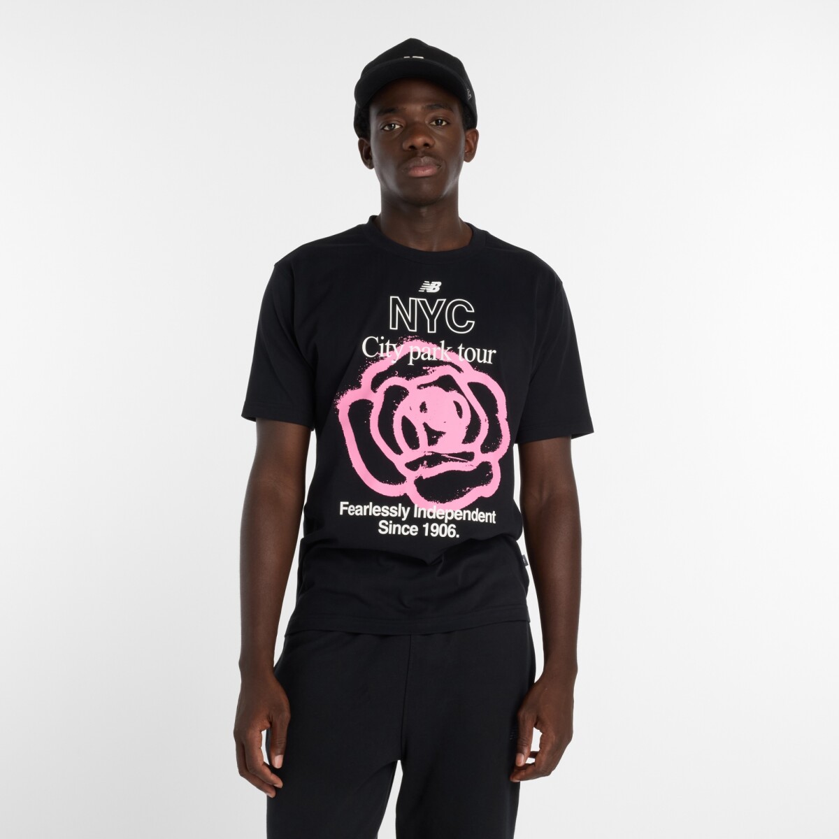 Remera New Balance de Hombre - NYC City - MT61018IBK - BLACK 