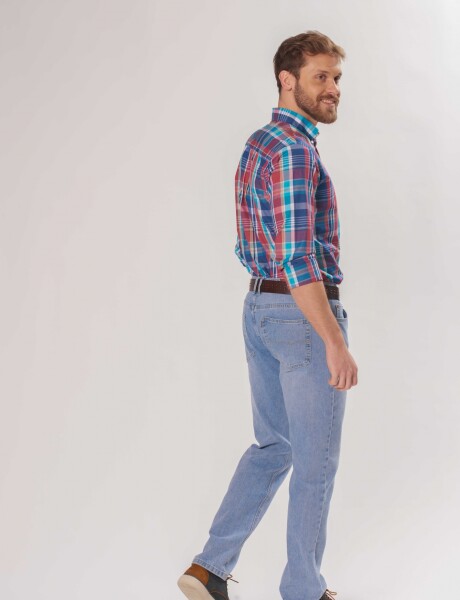 PANTALÓN DE JEAN CLÁSICO Celeste
