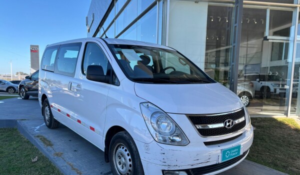 Hyundai H1 12Plz Minibus Diesel - 2014 Hyundai H1 12Plz Minibus Diesel - 2014