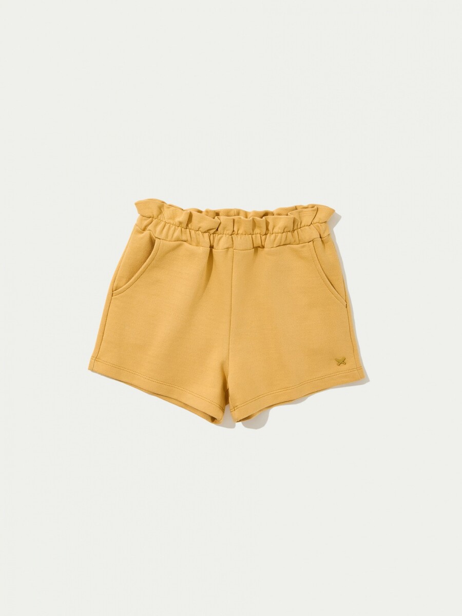 SHORT BÁSICO CON BOLSILLOS Y BORDADO - AMARILLO 