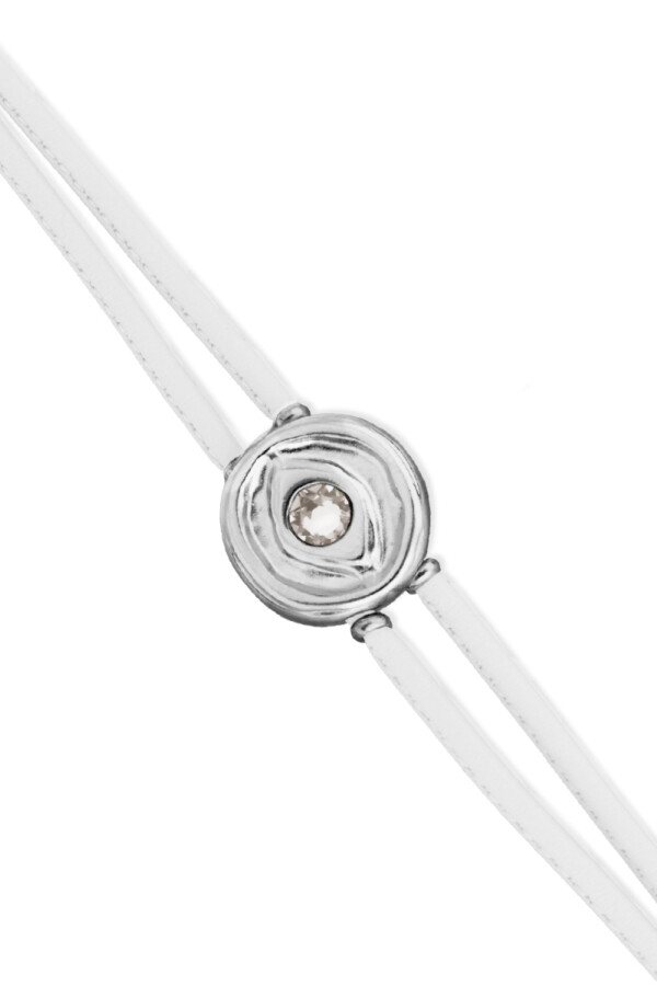 PULSERA DE CUERO DOBLE BLANCO CON DETALLE DE OJO EN ALEACIÓN DE METALES BAÑADO EN PLATA Y CRISTAL Pulsera