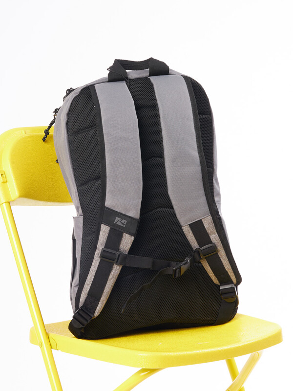 MOCHILA BRUNI RUSTY Gris