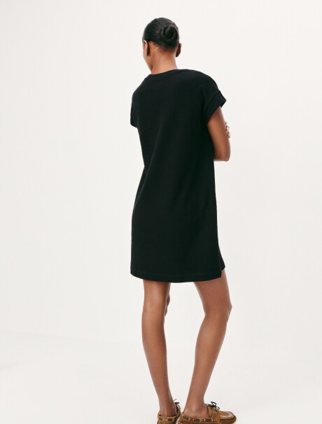 VESTIDO BÁSICO FEMENINO MANGA CORTA CON BOLSILLO NEGRO