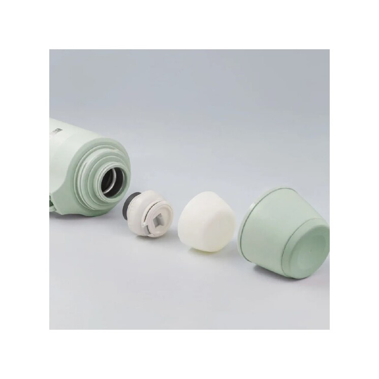 Termo Bremen 1.2 L Acero Inoxidable con Pico Cebador y Manija Ergonómica Verde Termo Bremen 1.2 L Acero Inoxidable con Pico Cebador y Manija Ergonómica Verde