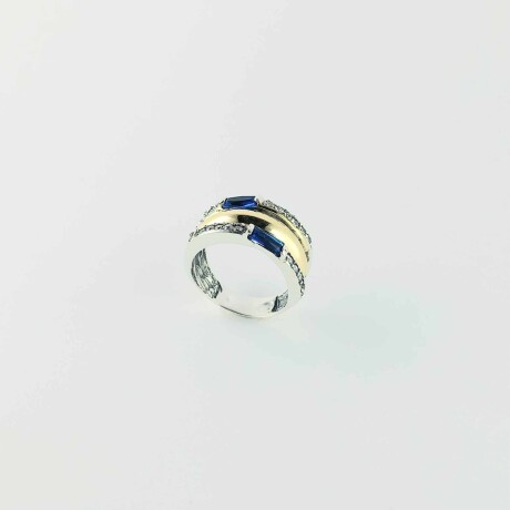 Anillo de plata 925 y double en oro 18 ktes con circonias. Anillo de plata 925 y double en oro 18 ktes con circonias.