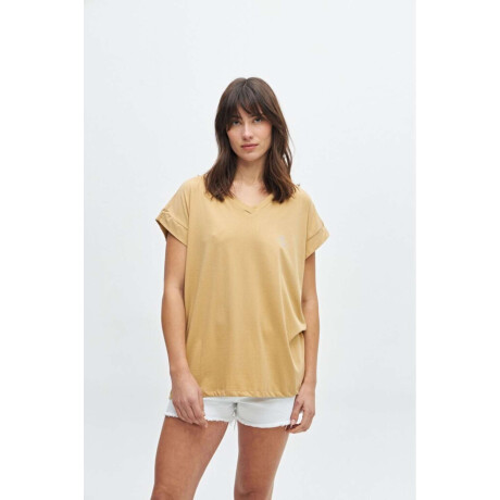Musculosa básica Famone Dulce de leche