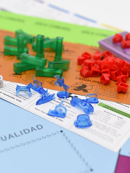 JUEGO BIENES RAICES BLANCO
