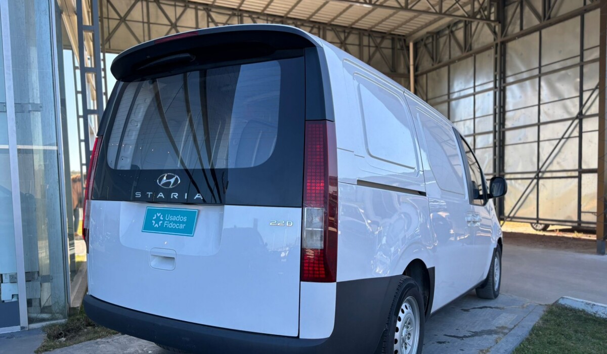 Hyundai H1 Staria Furgon 2.2 Diesel - 2023 Hyundai H1 Staria Furgon 2.2 Diesel - 2023