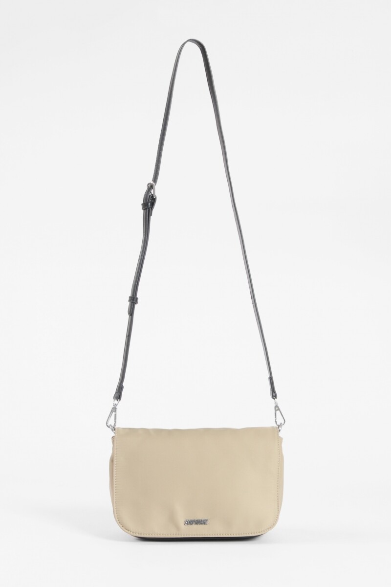 Bandolera con tapa de tela beige
