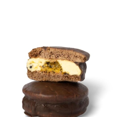 ALFAJOR HELADO CHOCOLATE Y MARACUYÁ +SOLO PDE O WEB+ ALFAJOR HELADO CHOCOLATE Y MARACUYÁ +SOLO PDE O WEB+