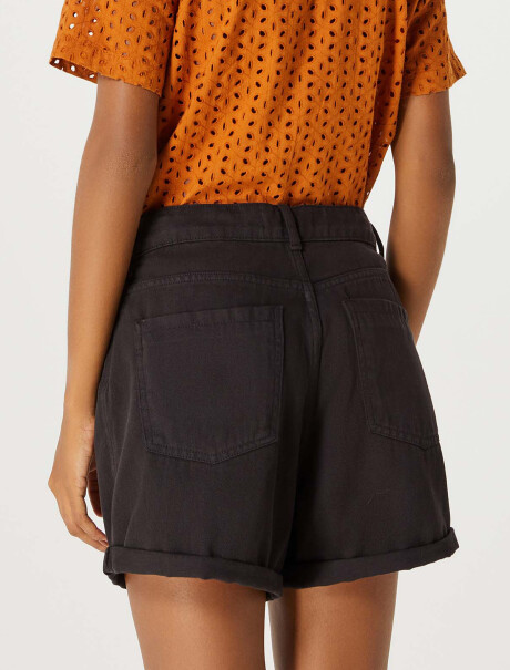 SHORT DE JEAN EN CINTURA ALTA NEGRO