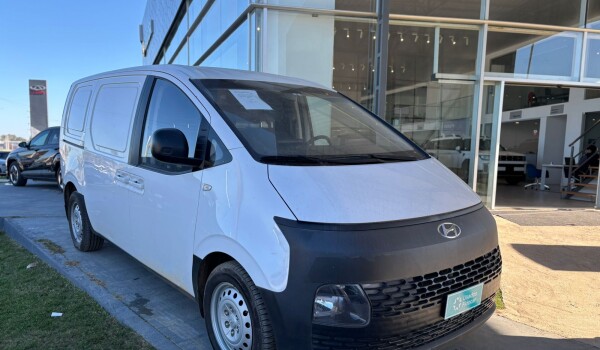 Hyundai H1 Staria Furgon 2.2 Diesel - 2021 Hyundai H1 Staria Furgon 2.2 Diesel - 2021
