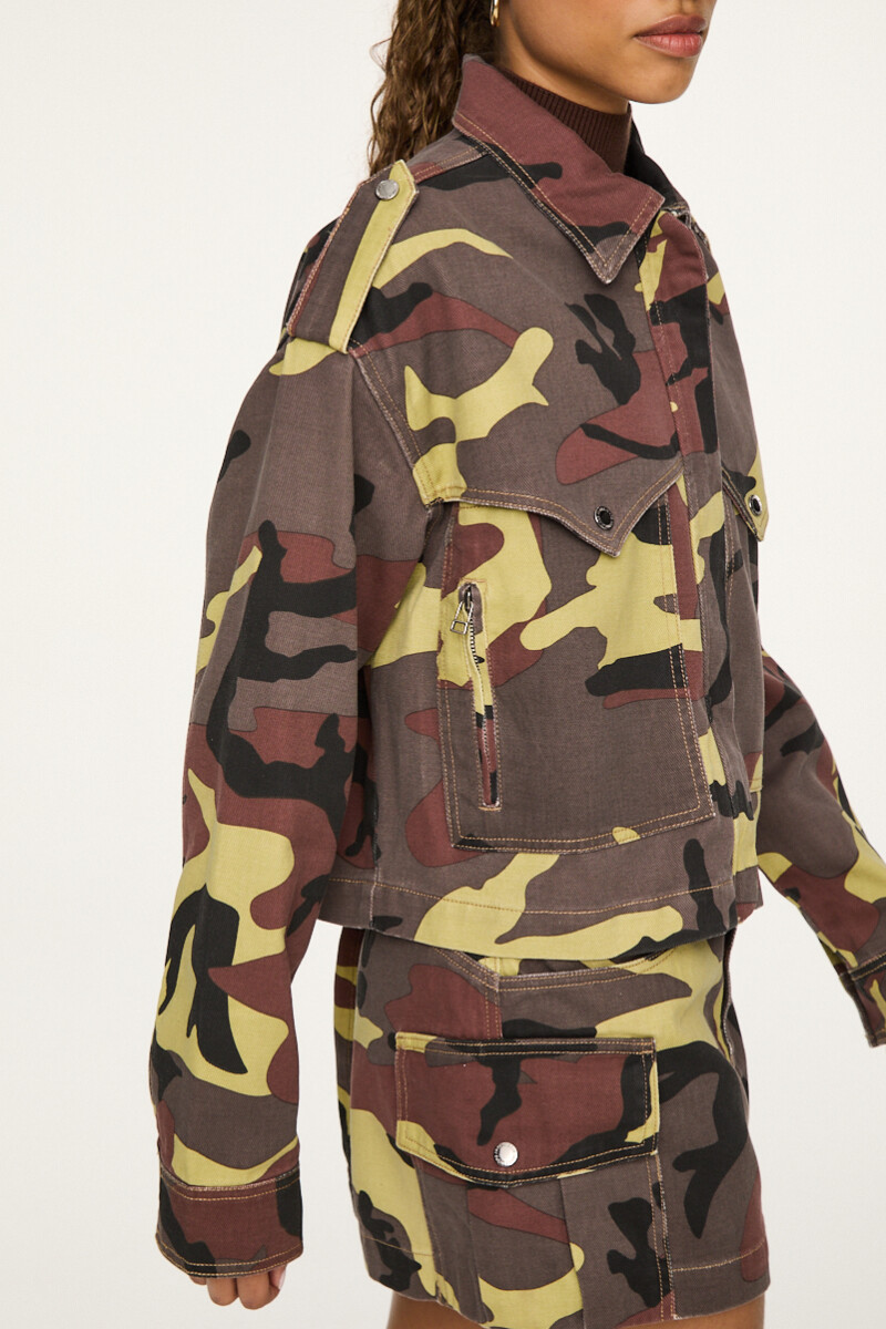CHAQUETA DENIM CAMUFLADA Camuflado