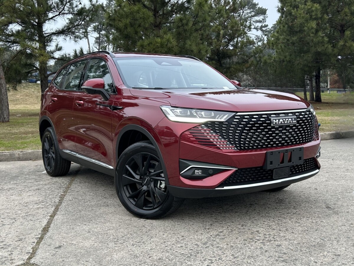 Haval H6 HEV Elite 1.5 2026 0KM | Permuta / Financia Haval H6 HEV Elite 1.5 2026 0KM | Permuta / Financia