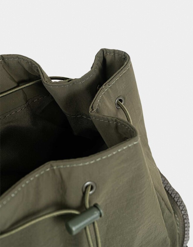 Mochilas Urbanas Mochila Puffy Verde - Verde Kaki