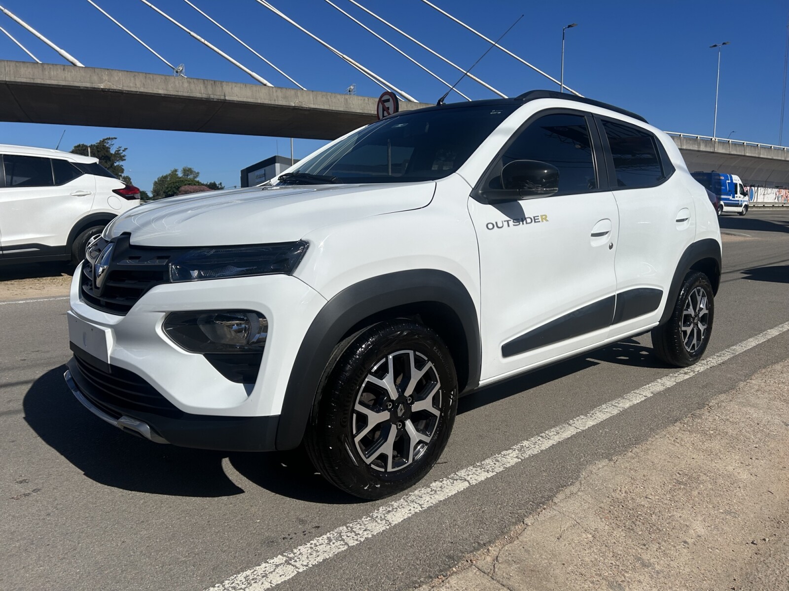 Renault Kwid Outsider EXCELENTE ESTADO! | Permuta/ Financia 