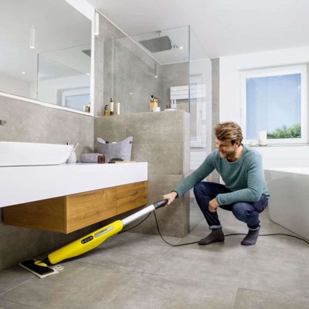 LAVADORA DE VAPOR KARCHER RECLASIFICAR NEGRO SC 3 UPRIGHT