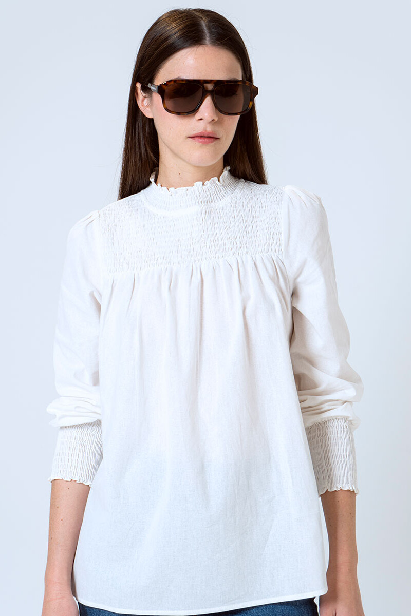 Shili Off White