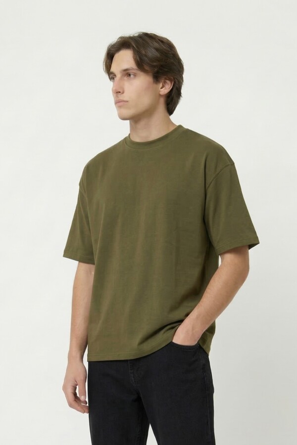 Remera Leo. Remera Leo.