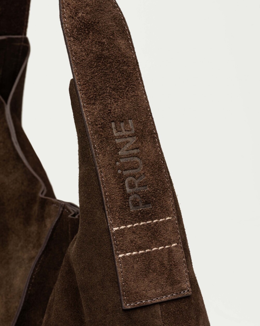 Bolso Tanner en cuero gamuza Chocolate