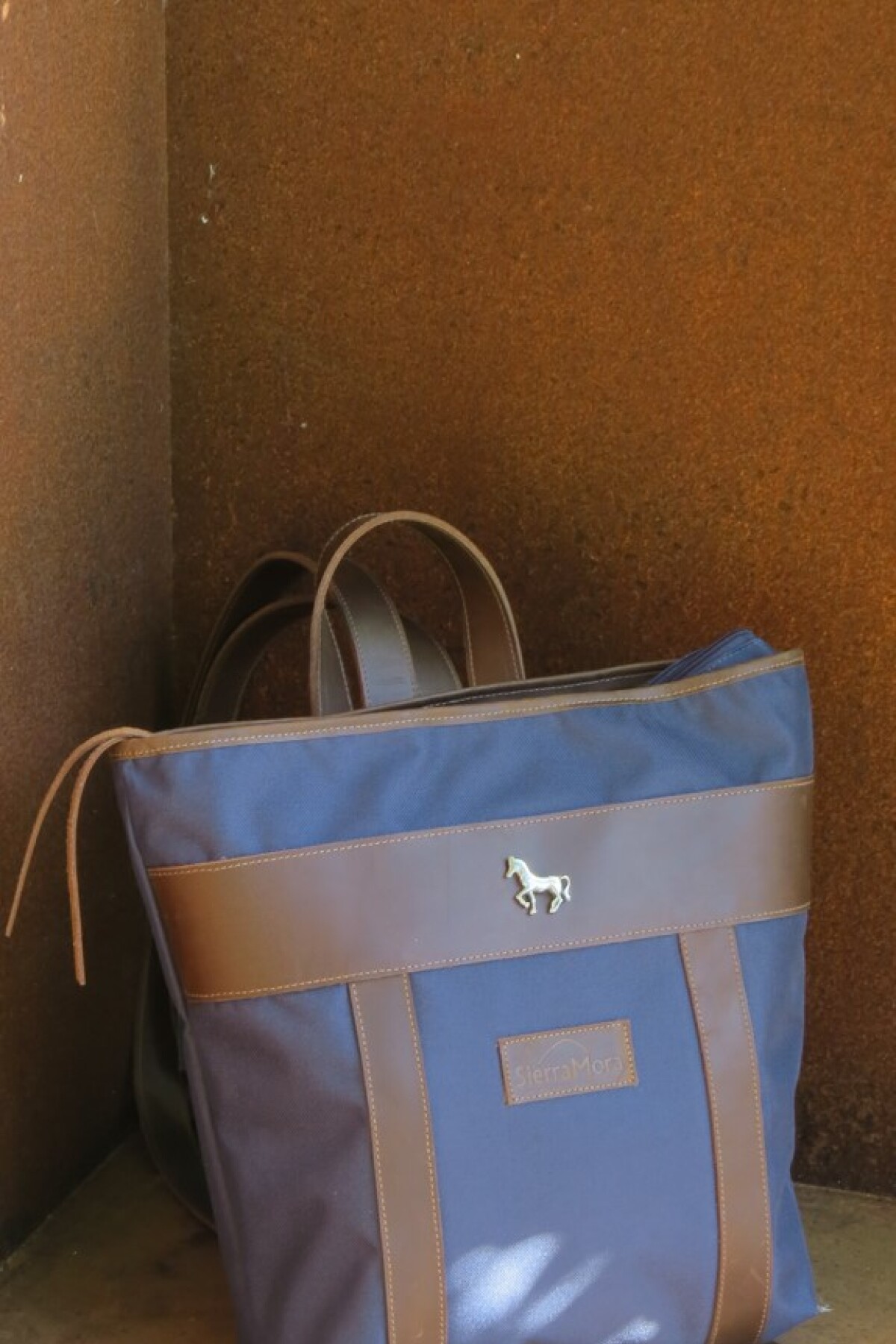 Mustang Backpack Chocolate / Azul