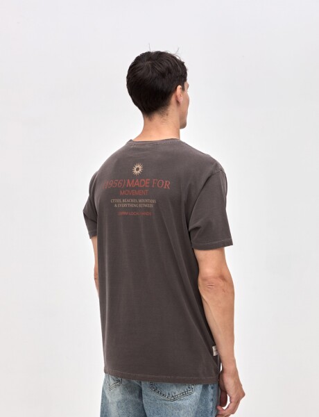 Remera Moxie Marrón