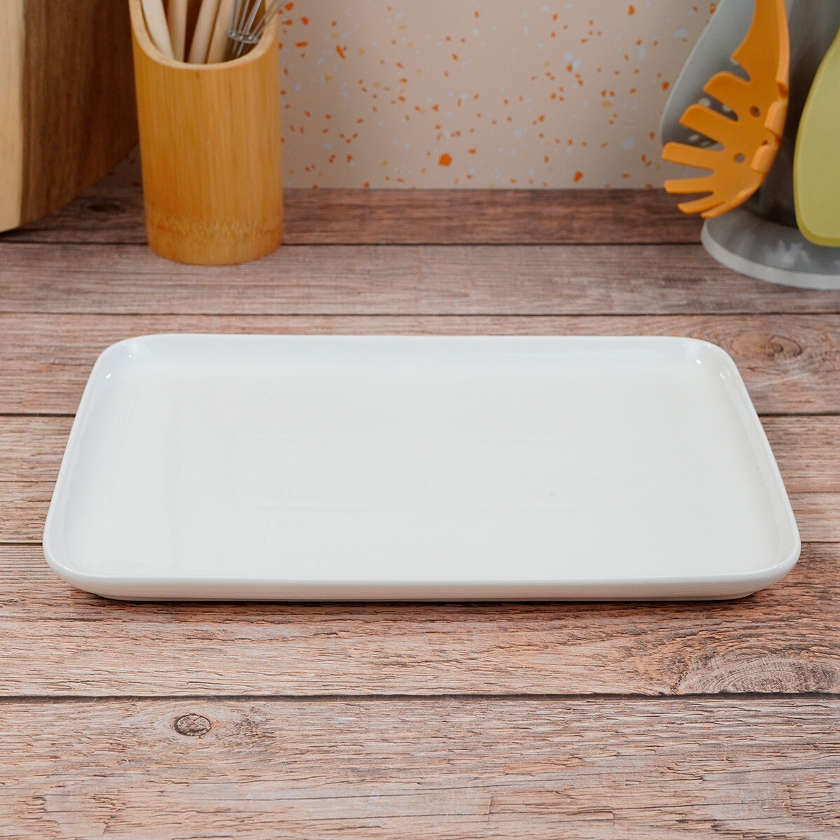 Bandeja rectangular de ceramica blanca 