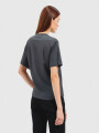 Remera Ives Gris Topo
