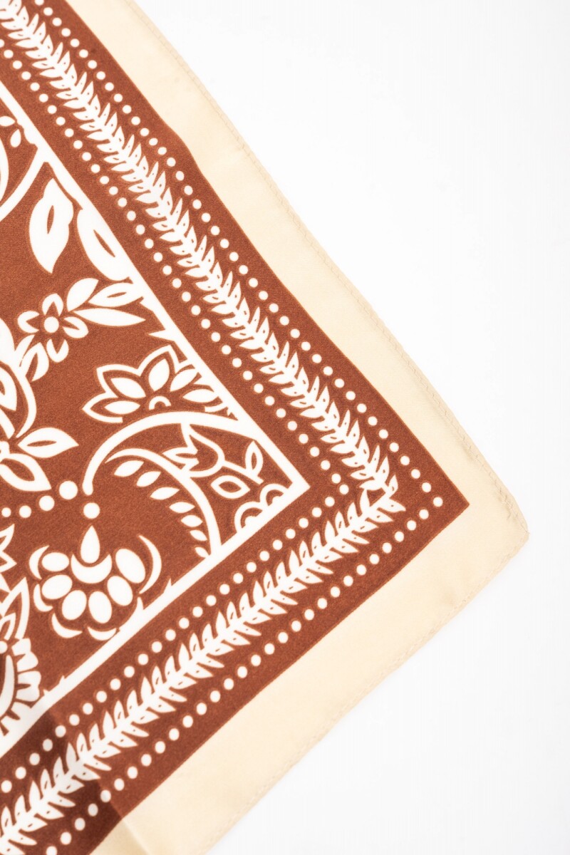 Bandana Arabescos Clásicos Chocolate