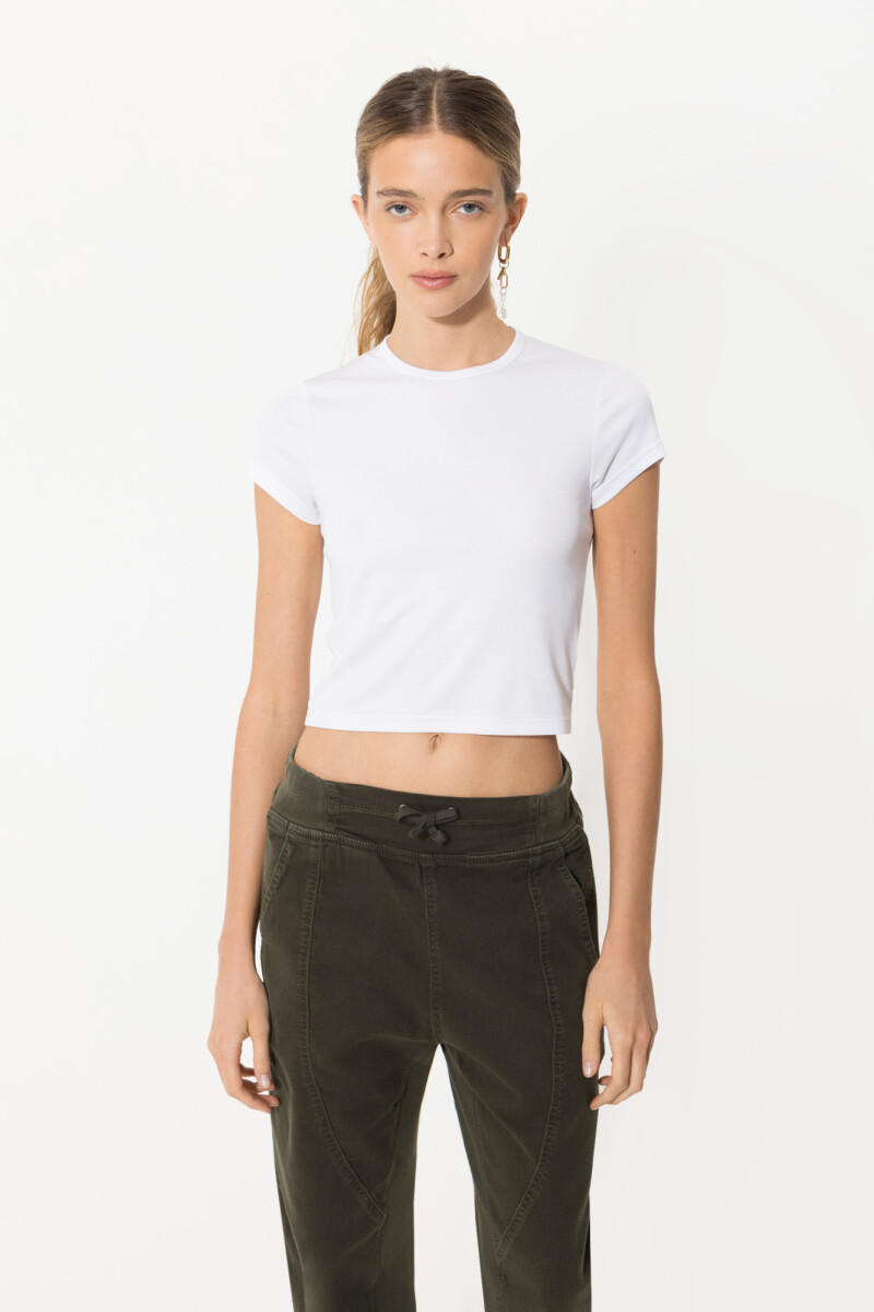 REMERA ADE Blanco