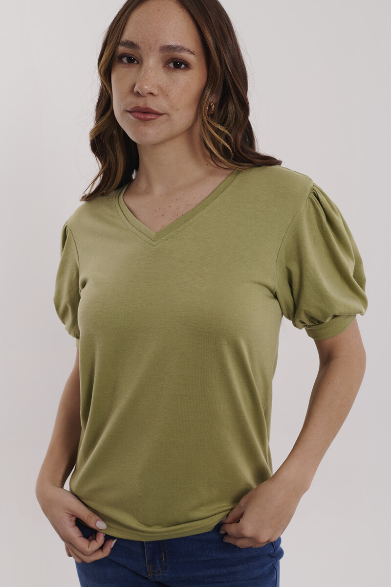 REMERA CORA VERDE