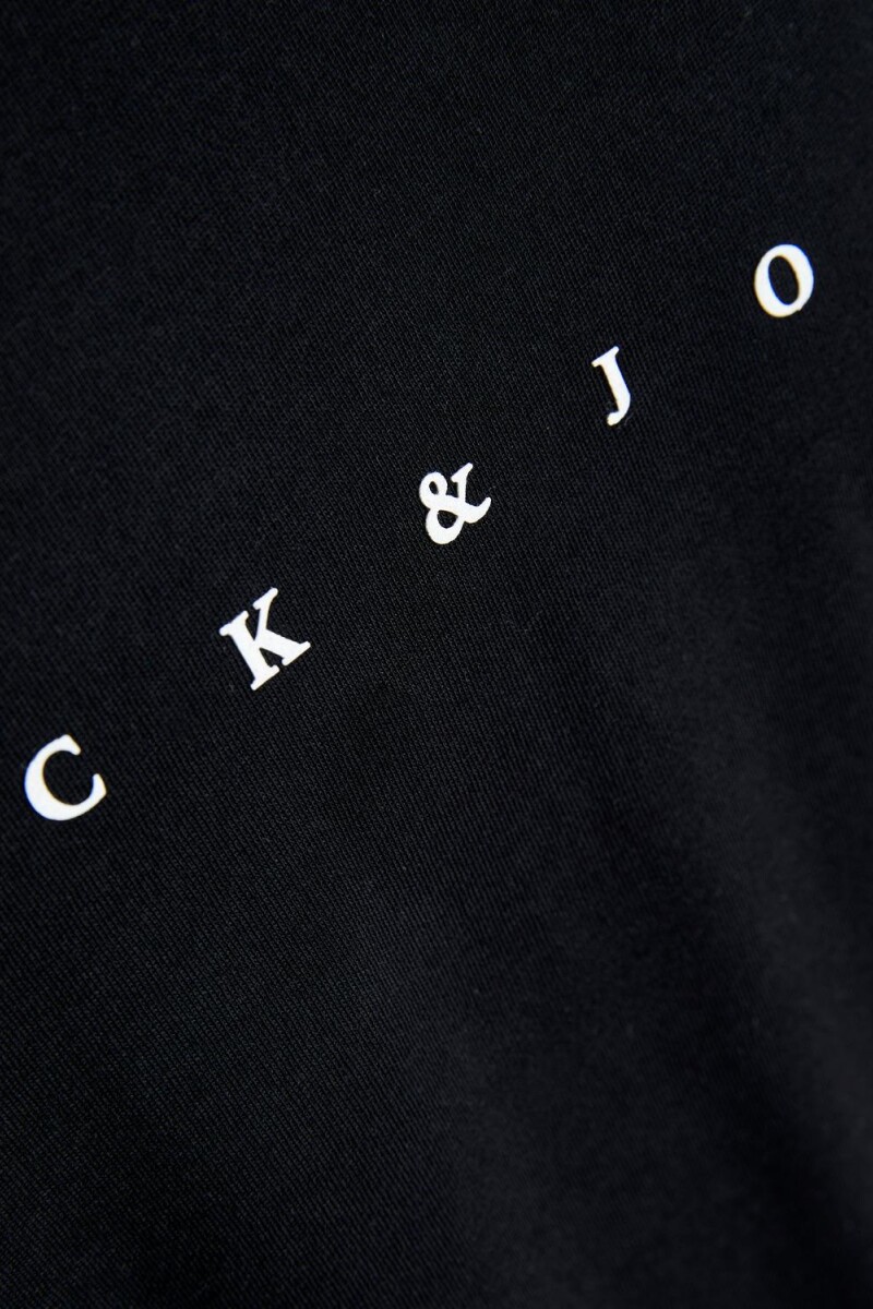 Camiseta Star Texto Estampado Black