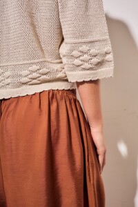 Cardigan Texturado Crochet Flores Beige Melange