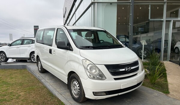 Hyundai H1 Nafta Mbus - 2011 Hyundai H1 Nafta Mbus - 2011