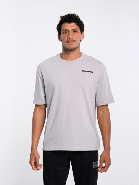 Remera Retro Big Logo Umbro Hombre 592