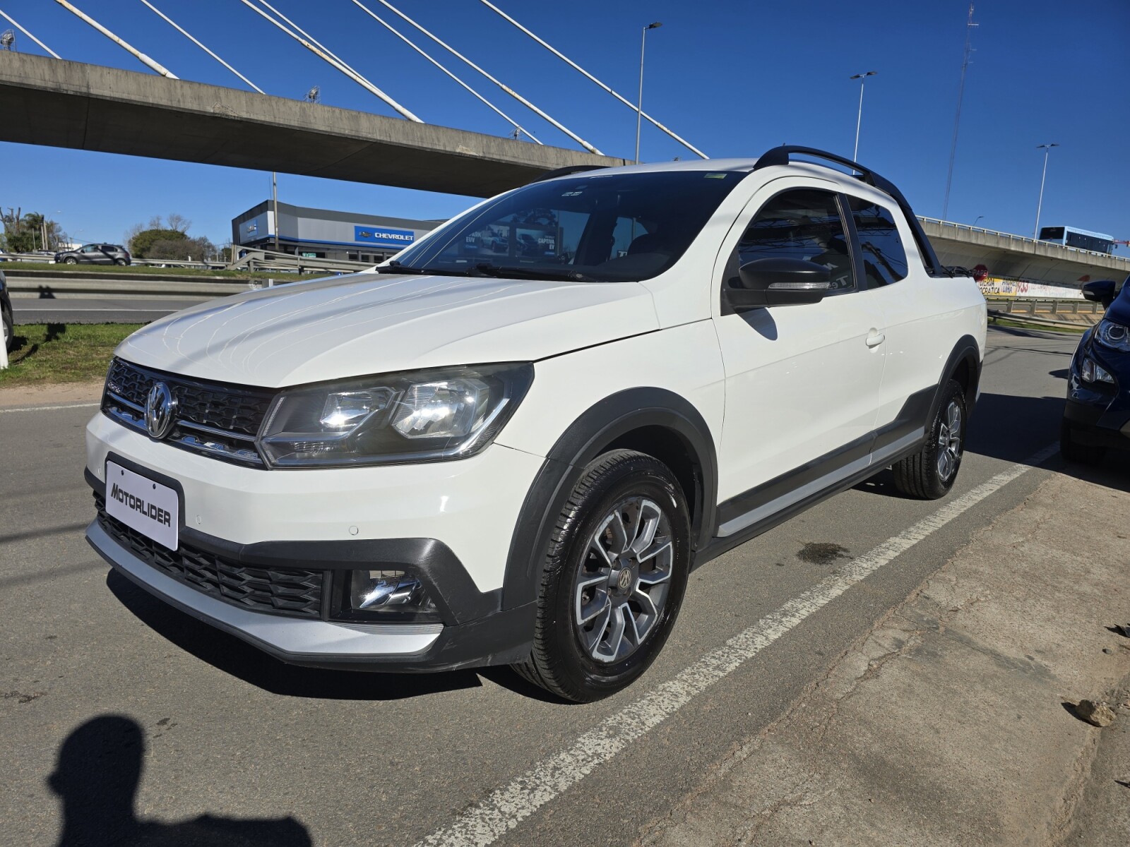 Volkswagen Saveiro Cross EXCELENTE ESTADO| Permuta/ Financia 