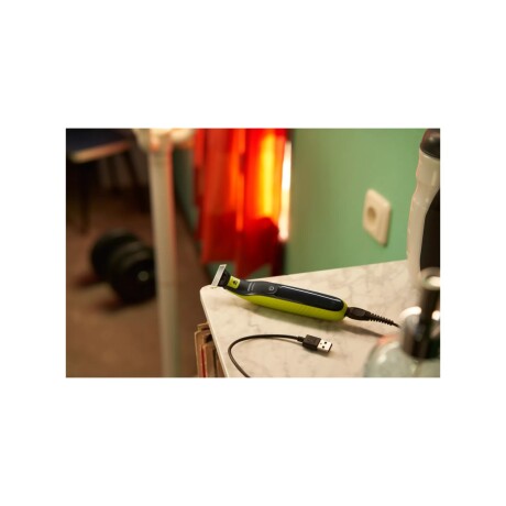 Recortadora Philips OneBlade Face + Body QP2824/10 con 5 Accesorios Recortadora Philips OneBlade Face + Body QP2824/10 con 5 Accesorios