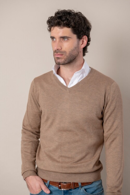 Sweater V Merino Tostado