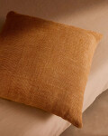 Almohadón Benisa 100% lino a cuadros mostaza y blanco 50 x 50 cm Almohadón Benisa 100% lino a cuadros mostaza y blanco 50 x 50 cm