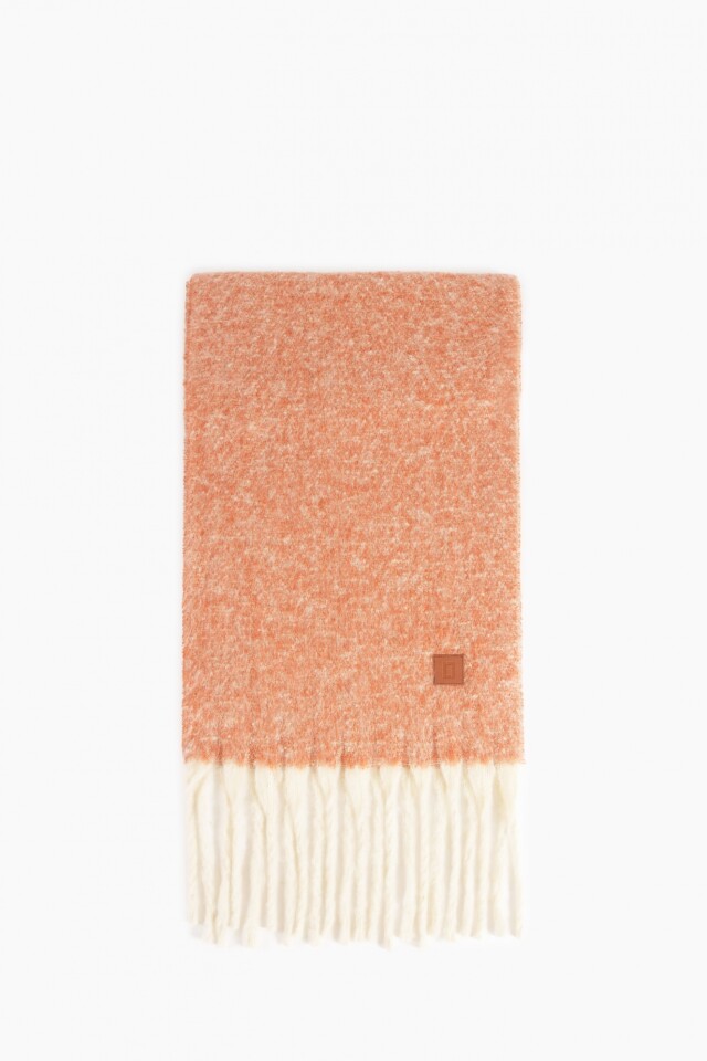 Bufanda bicolor con flecos bordo