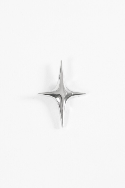 Prendedor estrella plateado