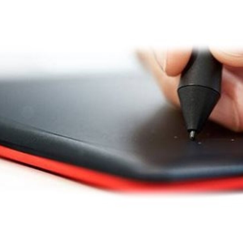 Wacom One by Wacom - Digitalizador - tamaño mediano - diestro y zurdo - 21.6 x 13.5 cm - electromagnético - cableado - USB - neg Wacom One by Wacom - Digitalizador - tamaño mediano - diestro y zurdo - 21.6 x 13.5 cm - electromagnético - cableado - USB - neg